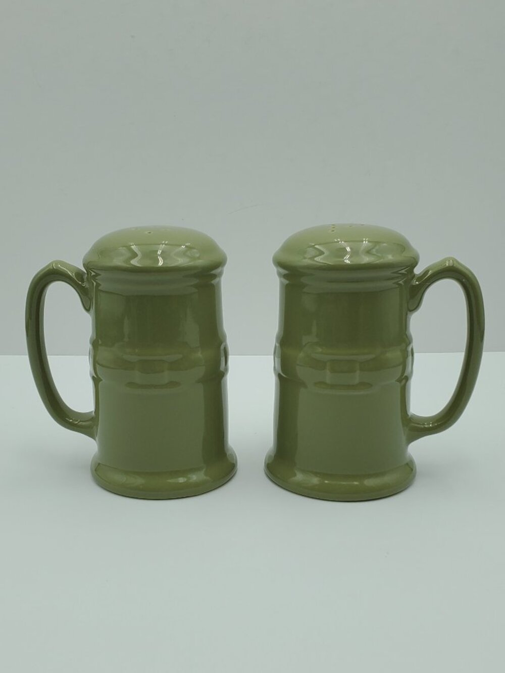 Longaberger Woven Traditions Sage Stovetop Shakers Green Salt & Pepper Shakers